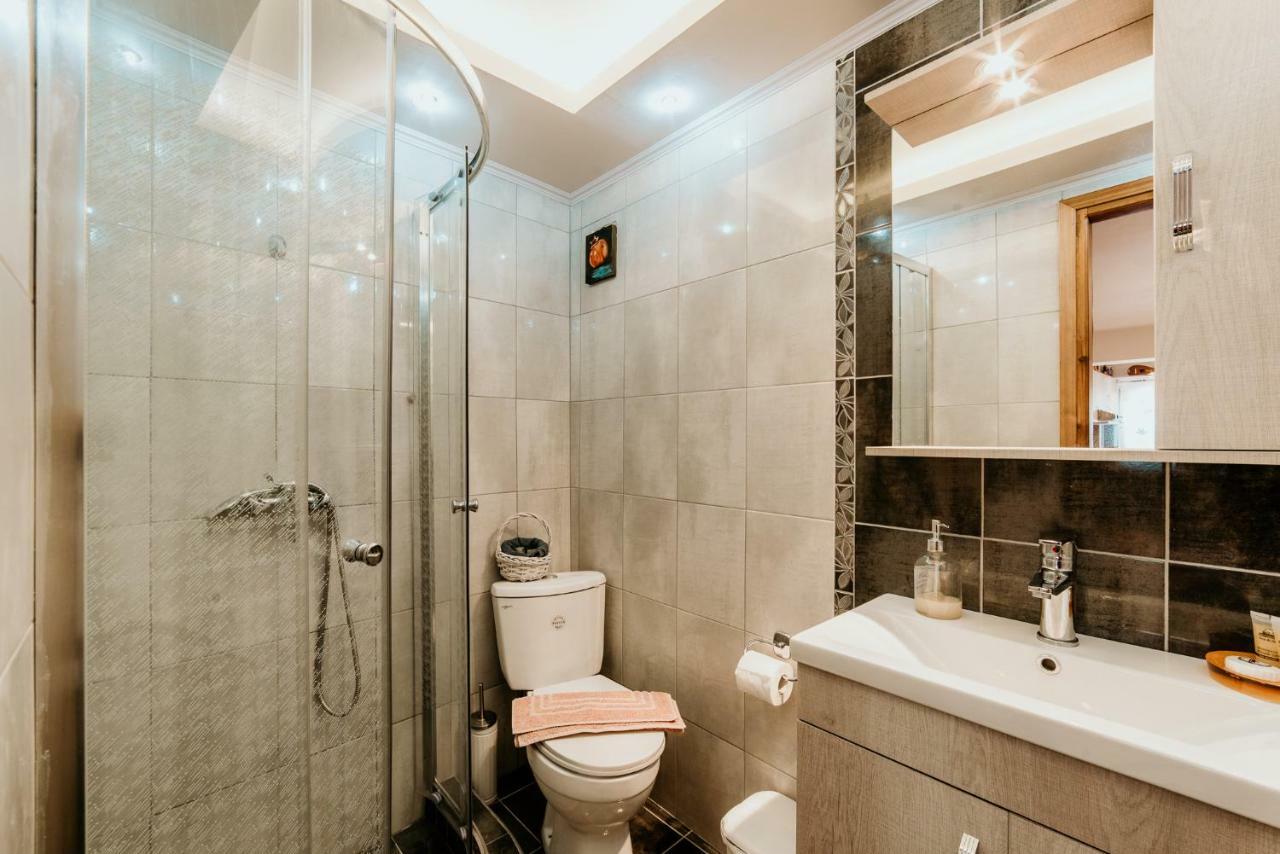 Aigli Studio Kavala Bagian luar foto